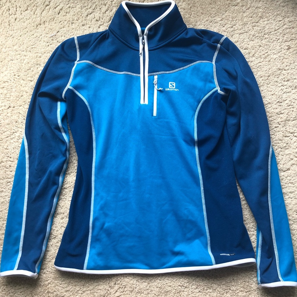 Salomon quarter zip women’s mid layer.